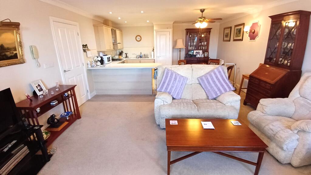 Apartment in Oxford - More