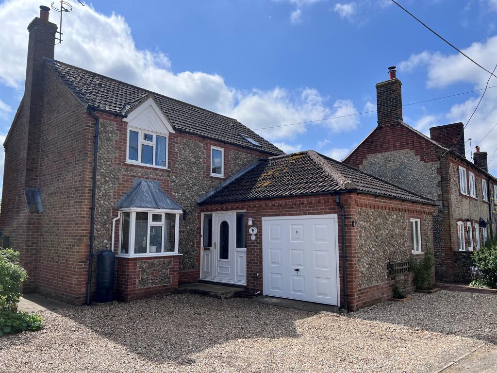 3-bed detached on Little London, Corpusty, Norwich, £350,000