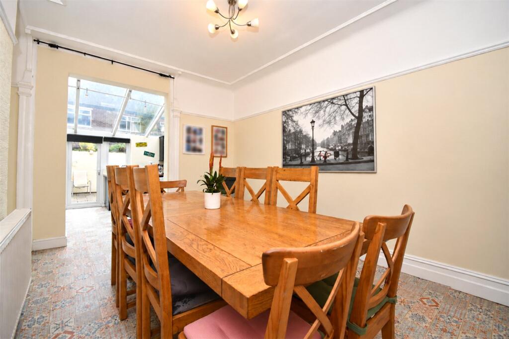 House in Wallasey, Liscard - More
