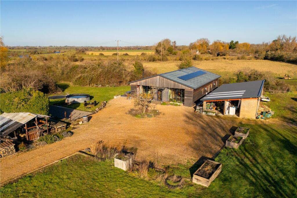 Main image of property: Twentypence Road, Cottenham, Cambridge, Cambridgeshire, CB24