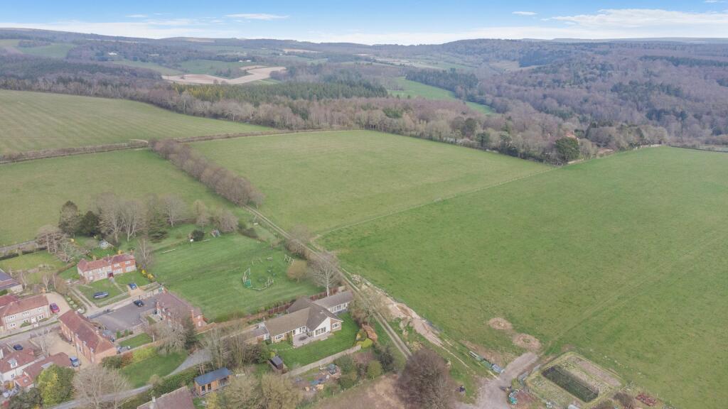 House in Arun, Slindon - View 2