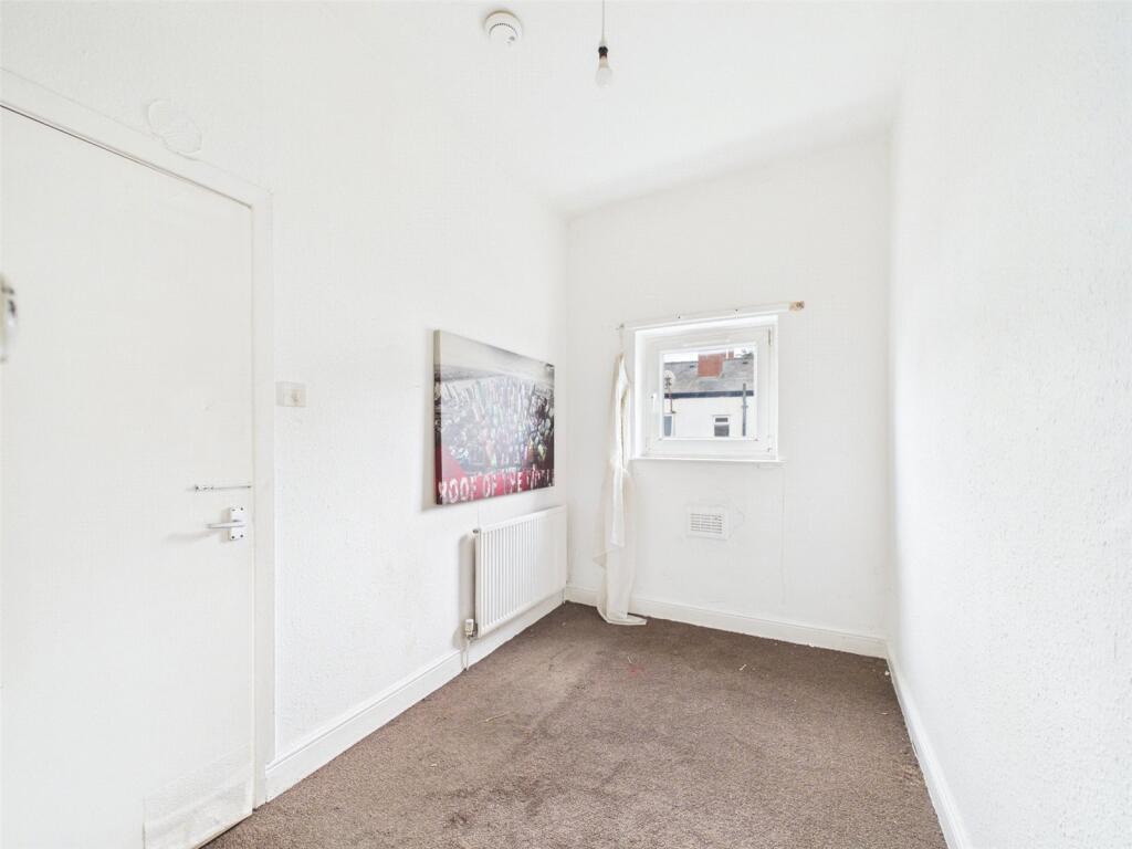 House in Manchester, Greater Manchester - View 6