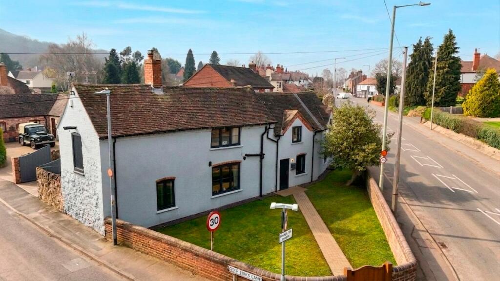 Main image of property: Holyhead Road, Wellington, Telford, Shropshire, TF1 2EA