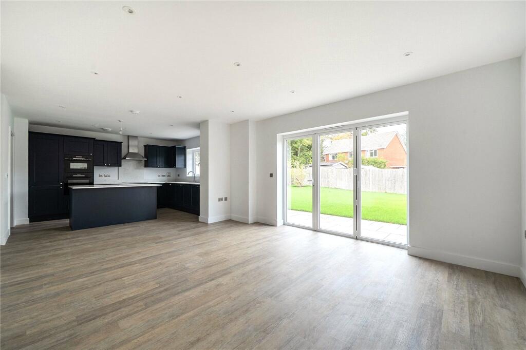 House in Reading, Swallowfield - View 5