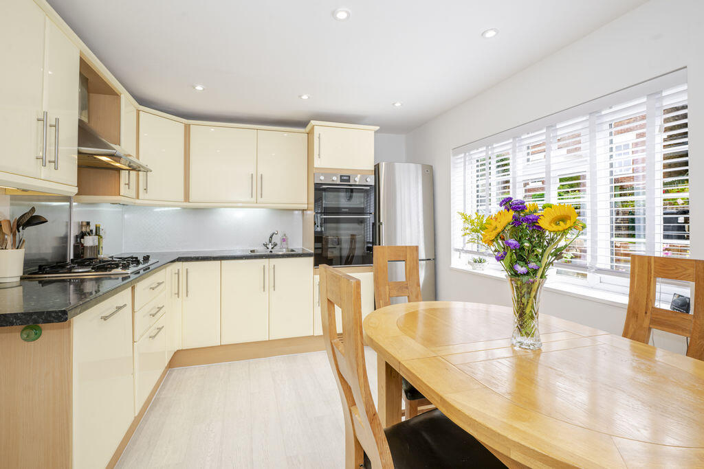 House in Tonbridge - More