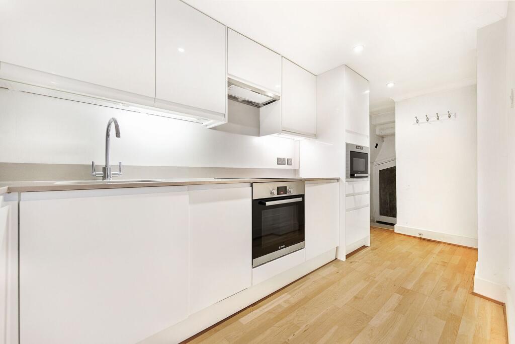 Apartment in London - View 4