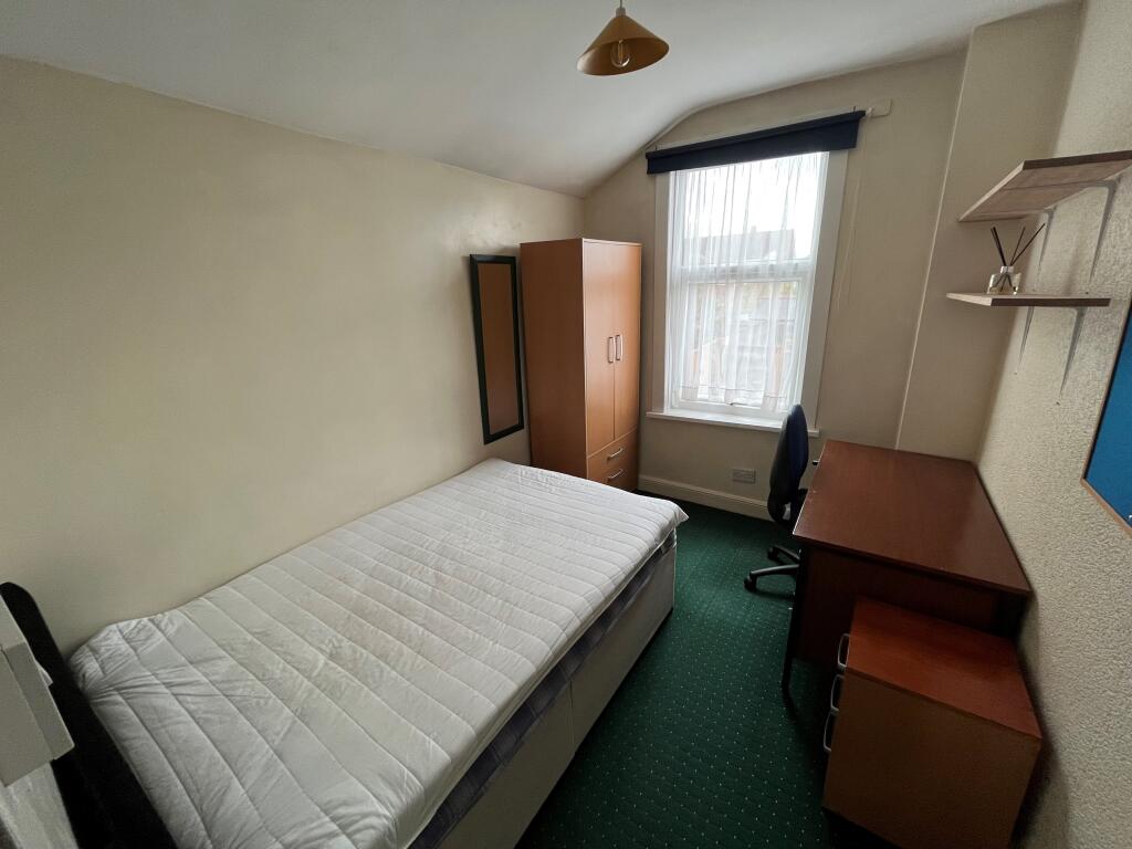 House in Birmingham - More