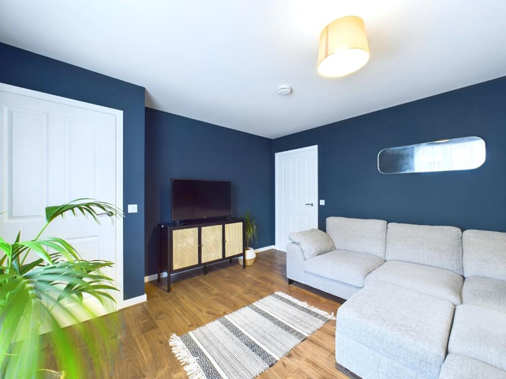 House in Edinburgh - More
