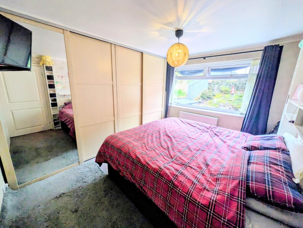 Additional image 20 of Frensham Grove, Bradford, BD7