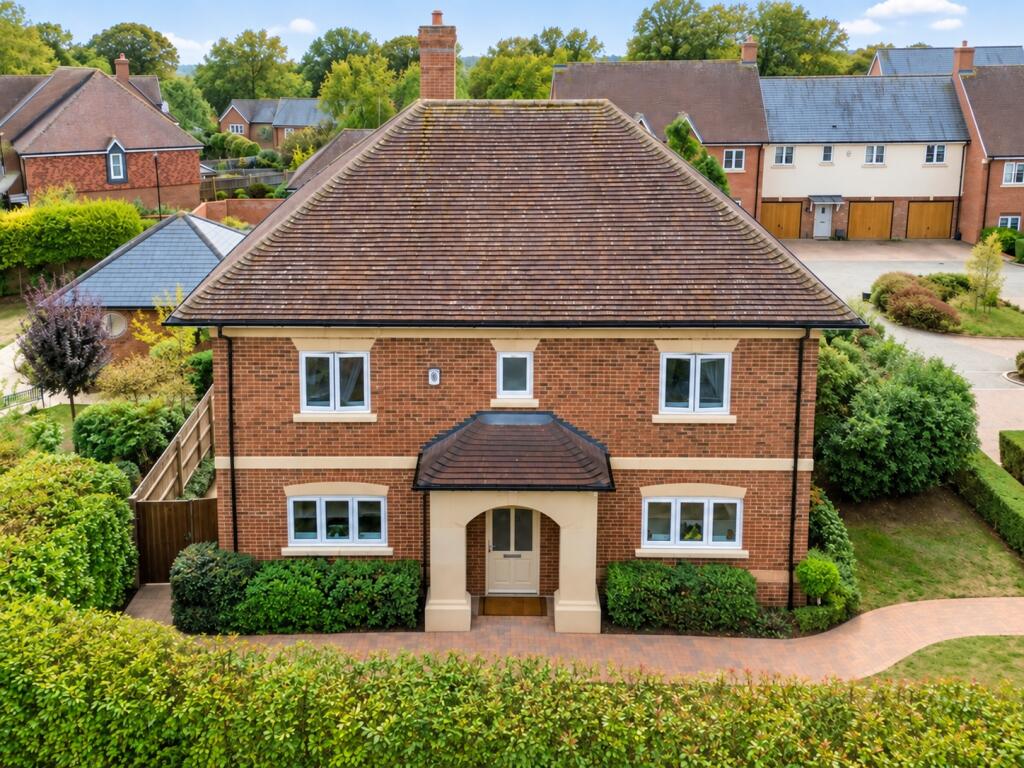 Main image of property: Betony Rise, Warfield, Bracknell, Berkshire, RG42
