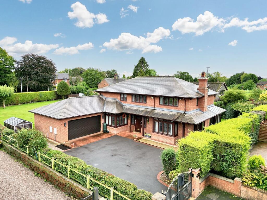 5-bed detached on Highlows Lane, Yarnfield, ST15, £650,000
