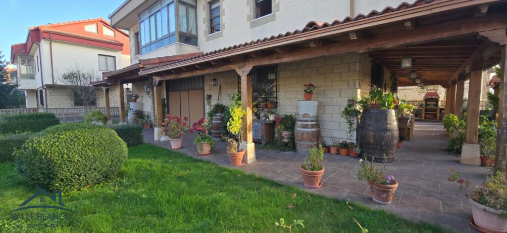 Main image of property: Cantabria, Campoo De Enmedio