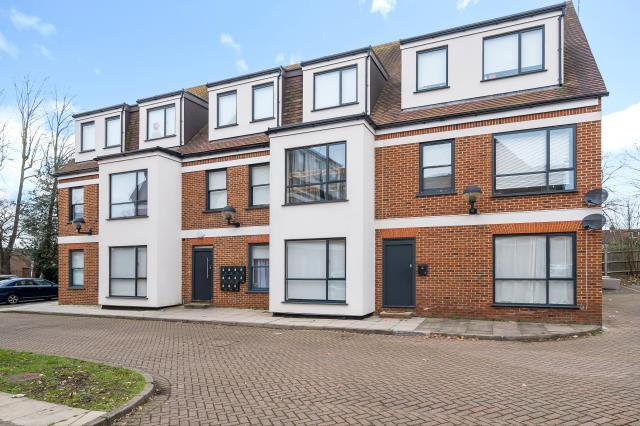 Main image of property: Chalvey Park, Slough, SL1