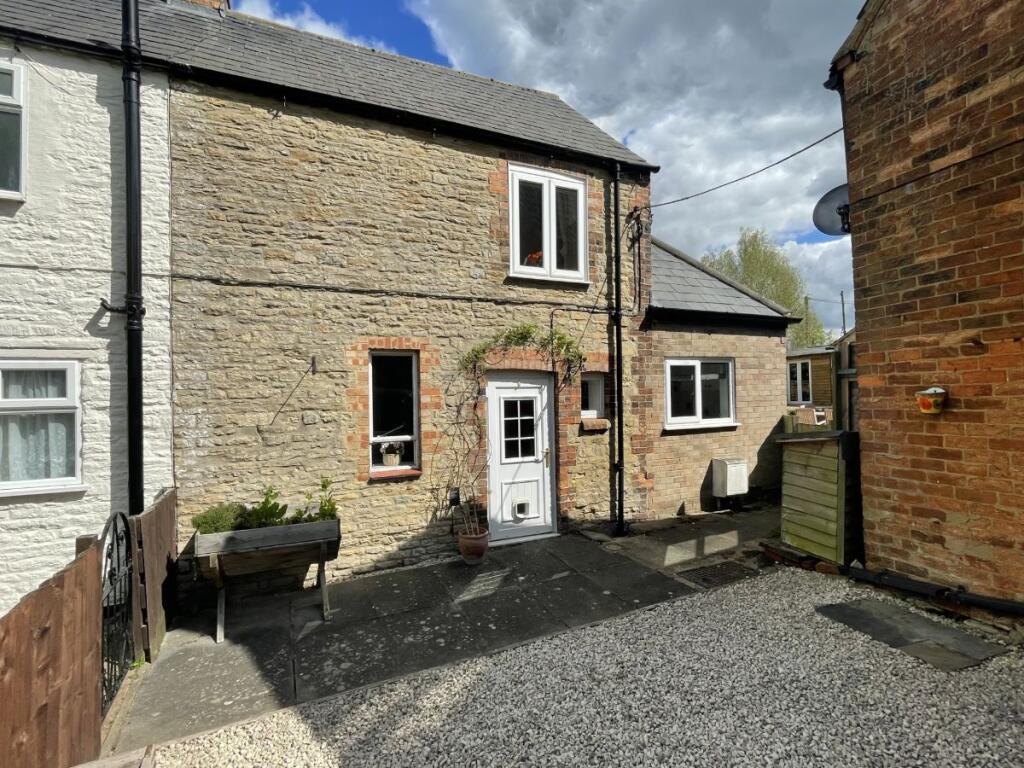 Main image of property: Mallows Yard, Bozeat