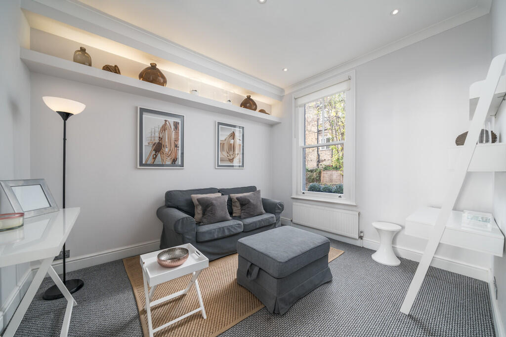 Apartment in London - View 5