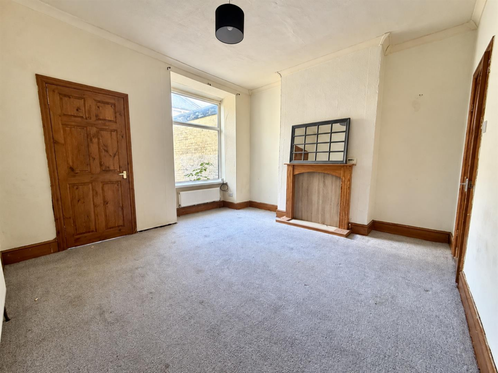 House in Blackburn - View 4
