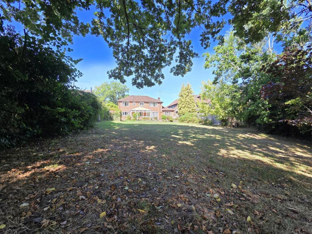 Botley Road, Burridge, Southampton photo 2
