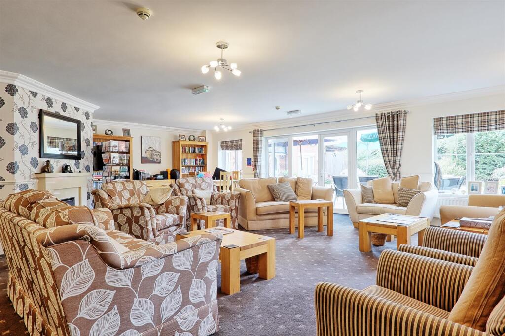 Apartment in Braintree, Essex - View 3
