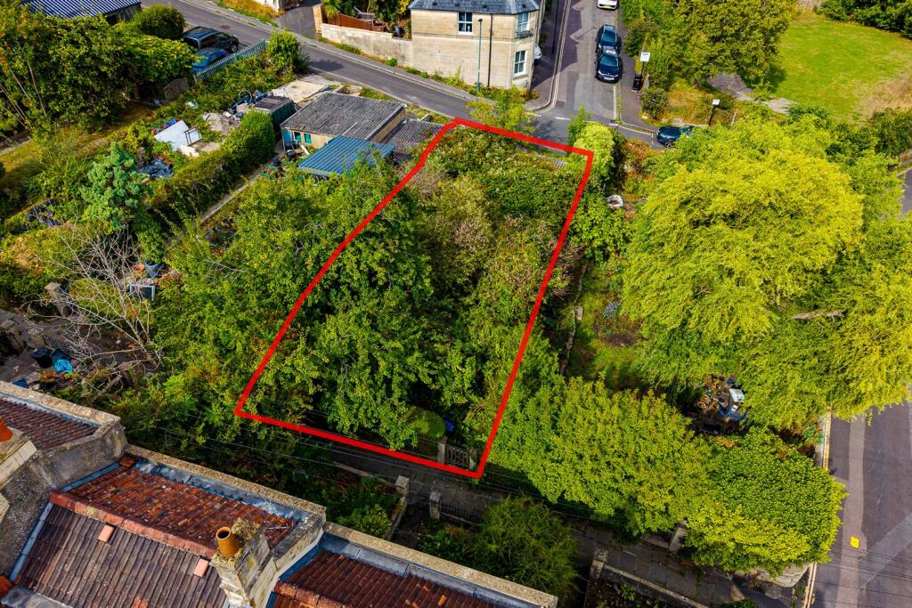 3 Garages | 3 Parking + Gardens | BA1 - More