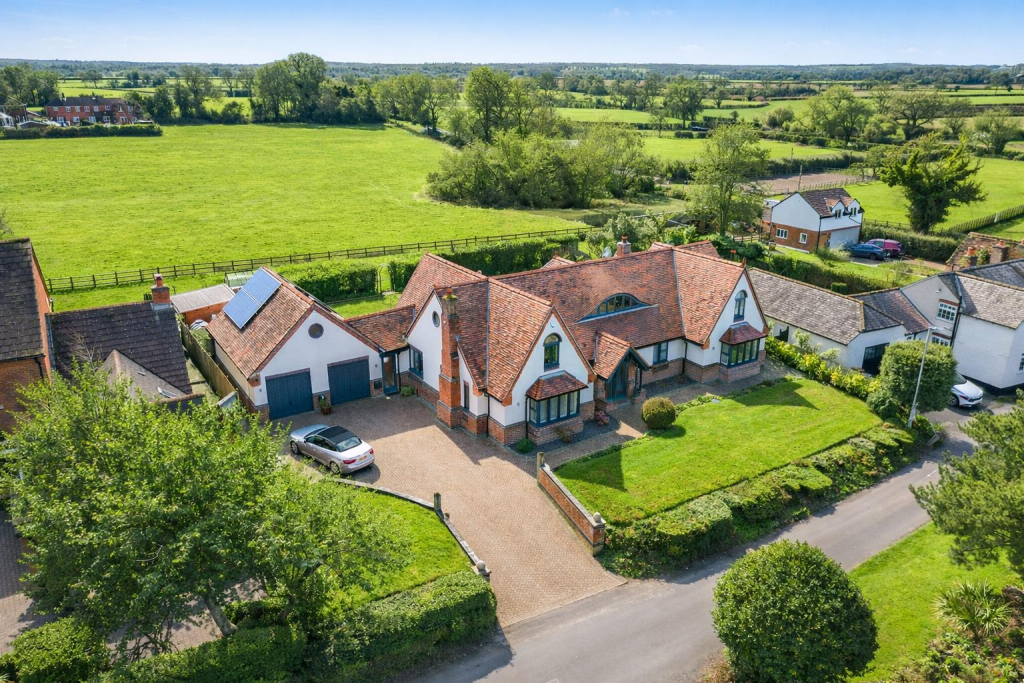 Main image of property: Newton Lodge, Newton Burgoland