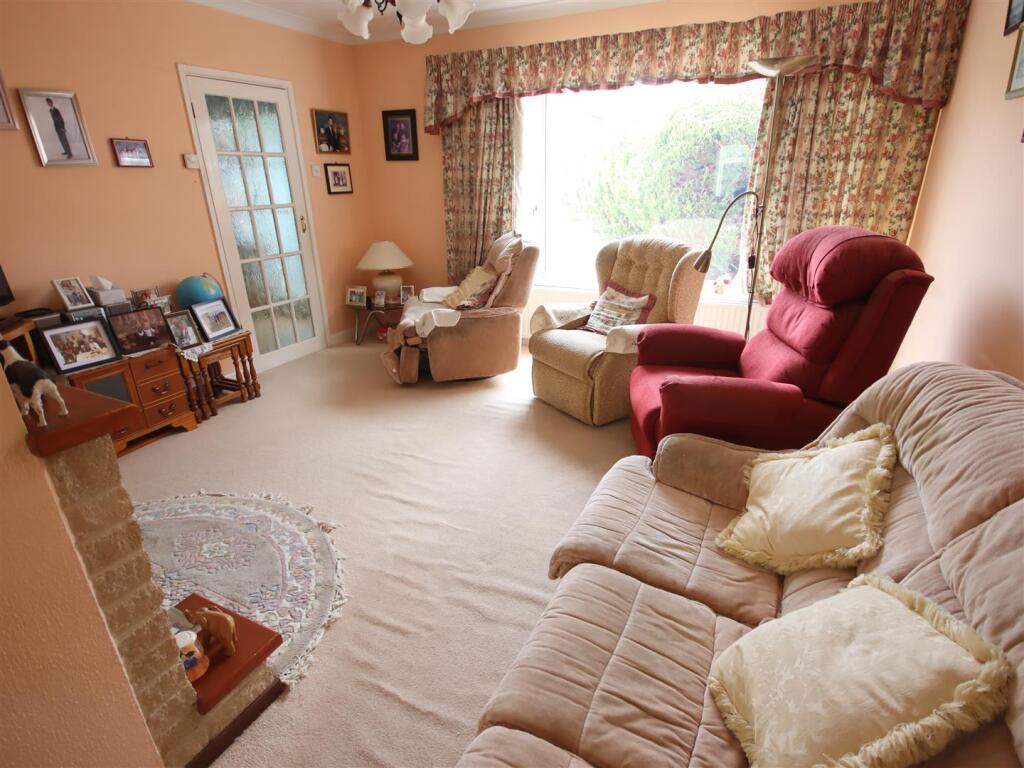 House in Calne, Quemerford - View 4