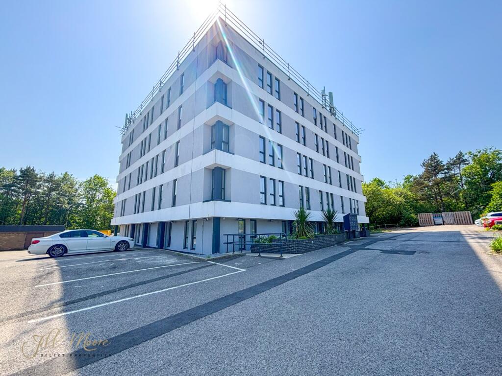 2-bed flat on Parsons House, Parsons House, Washington, Tyne & Wear, NE37, £114,500