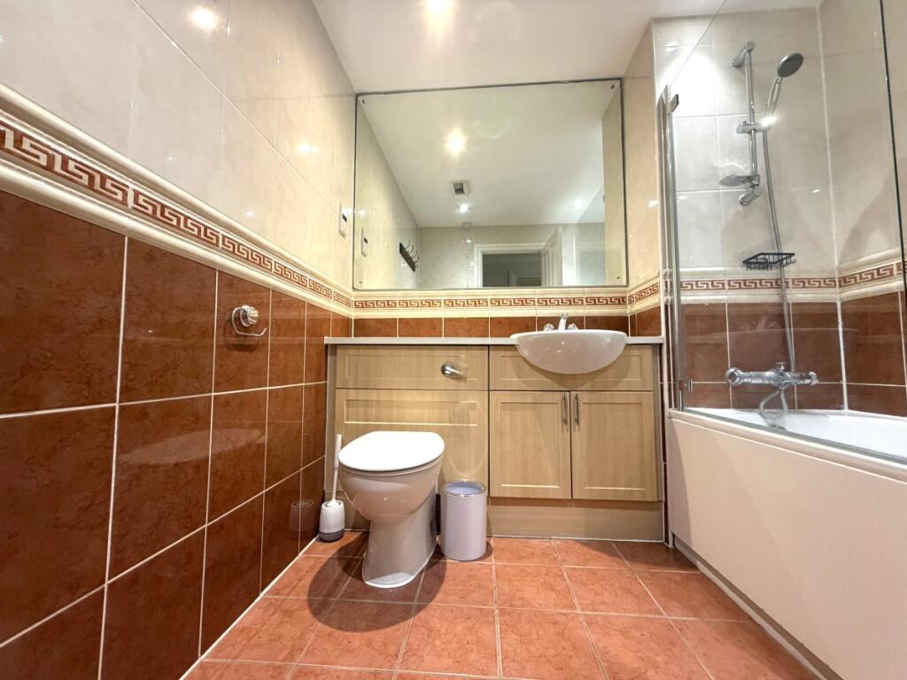 Apartment in London - More