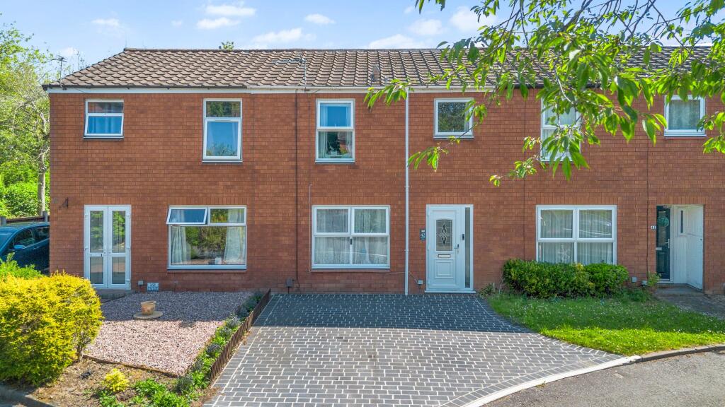 Main image of property: Oxmead Close, Padgate, WA2