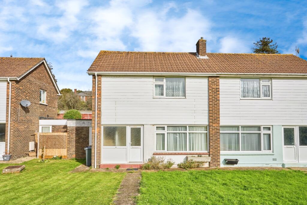 Miller Close, Newport, Isle of Wight, PO30 photo 2
