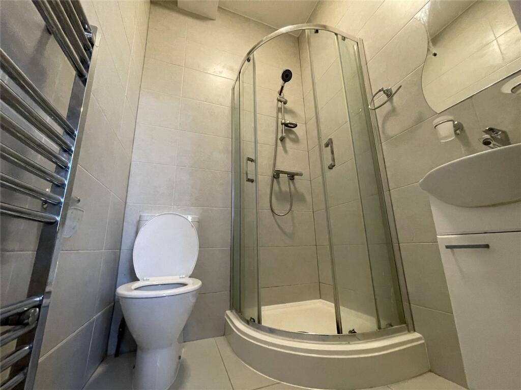 Apartment in London - More