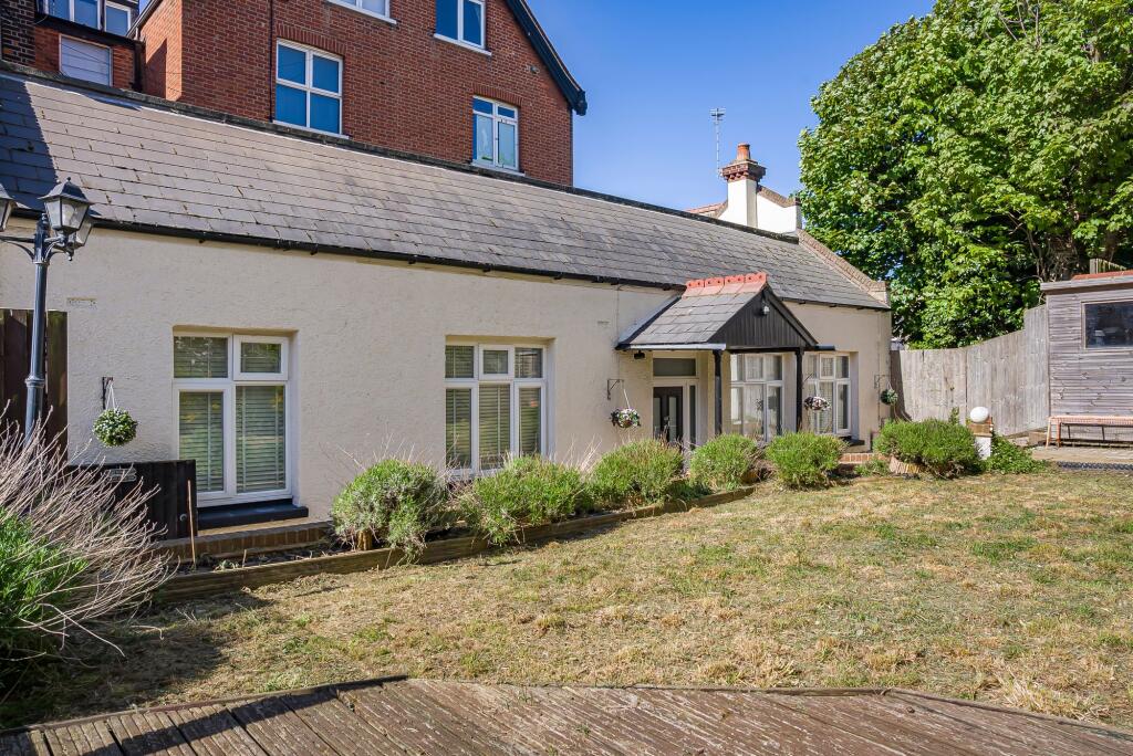 Main image of property: The Leas, Westcliff-On-Sea, SS0