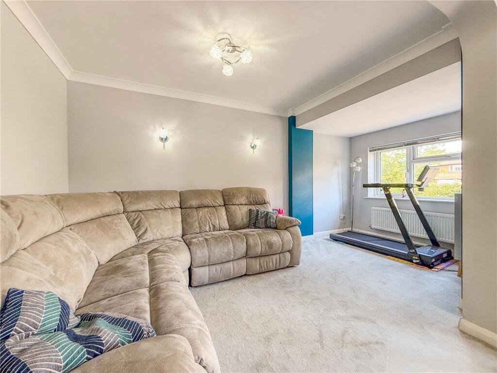 Lysander Close, Mudeford photo 3