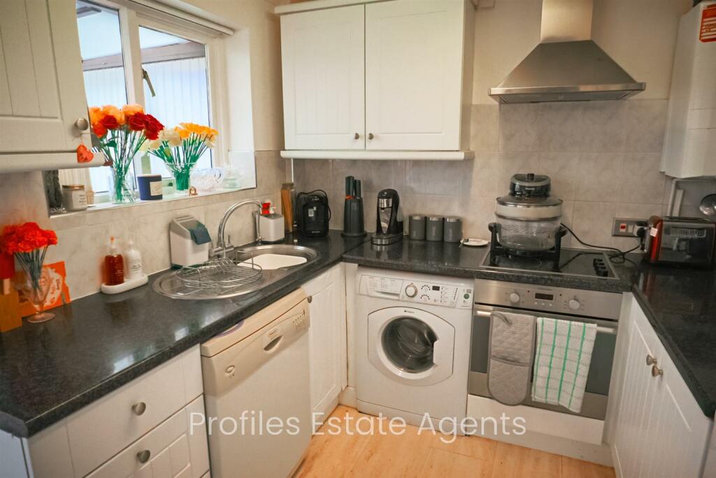 House in Hinckley and Bosworth, Leicestershire - View 5