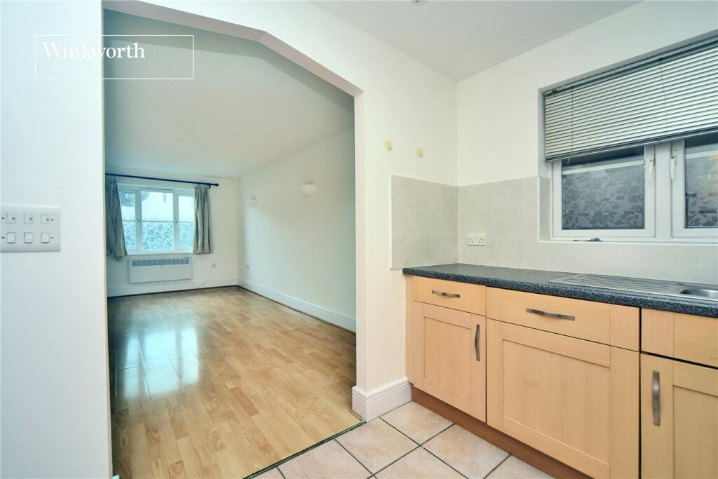 Lind Road, Sutton, Surrey, SM1 photo 3