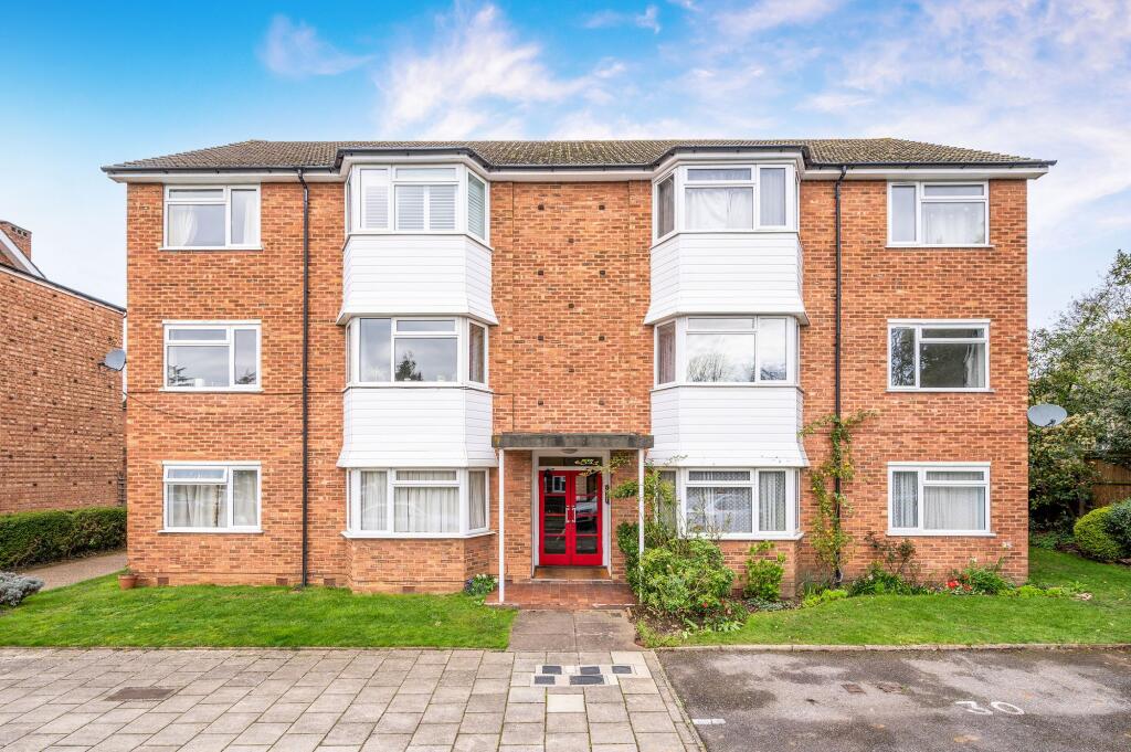 Main image of property: Oakenshaw Close, Surbiton, KT6