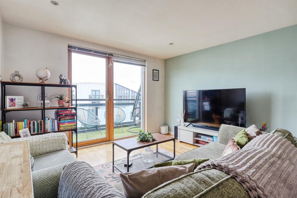 Apartment in Leeds, West Yorkshire - View 4