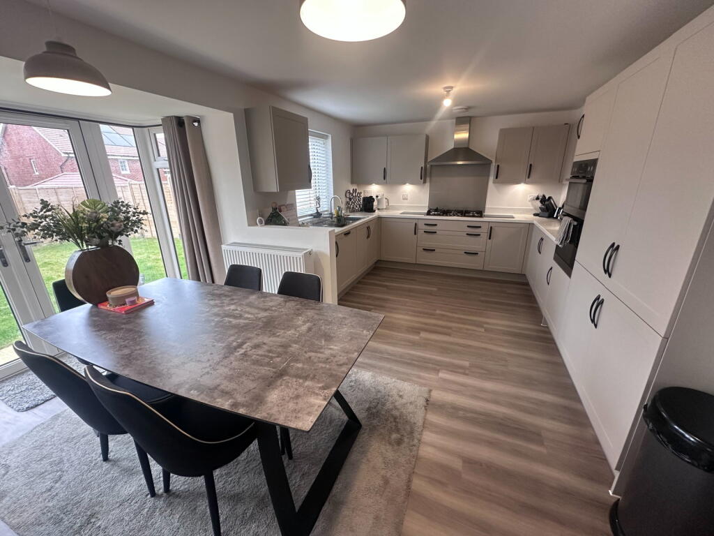 House in Brighton - View 4