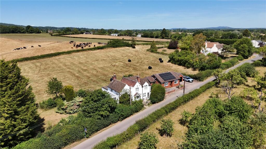 Chapel Lane, Churcham, Gloucester, Gloucestershire, GL2 photo 4