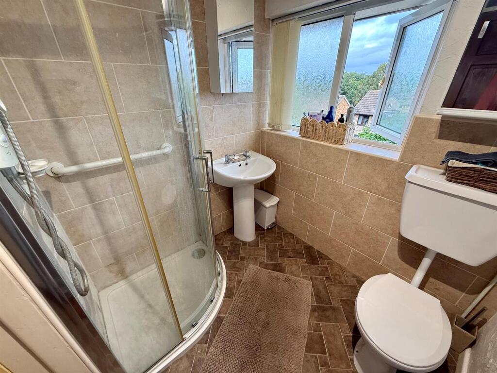 House in Dudley, West Midlands - More