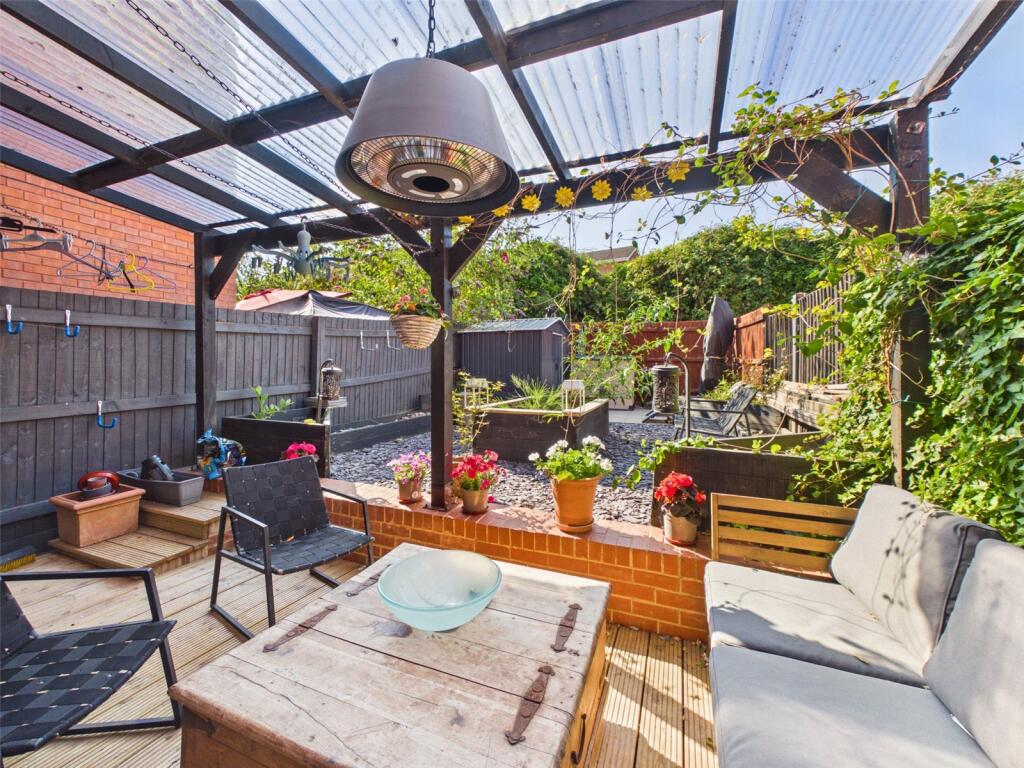 House in Worcester - View 4