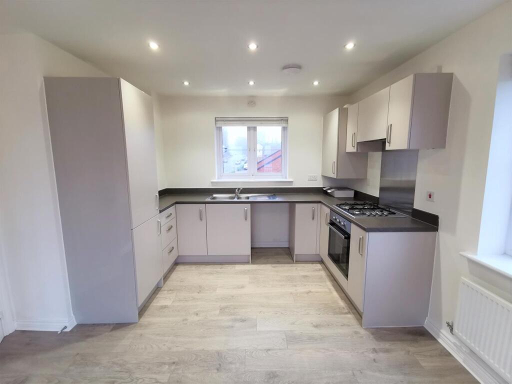 Additional image 3 of Stirling House, 387 Groveley Lane, Cofton Hackett, B31