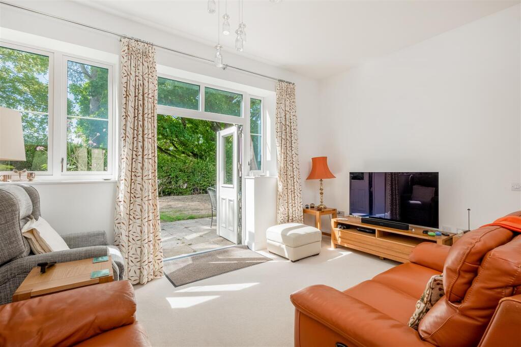 House in West Oxfordshire, Chipping Norton - View 3