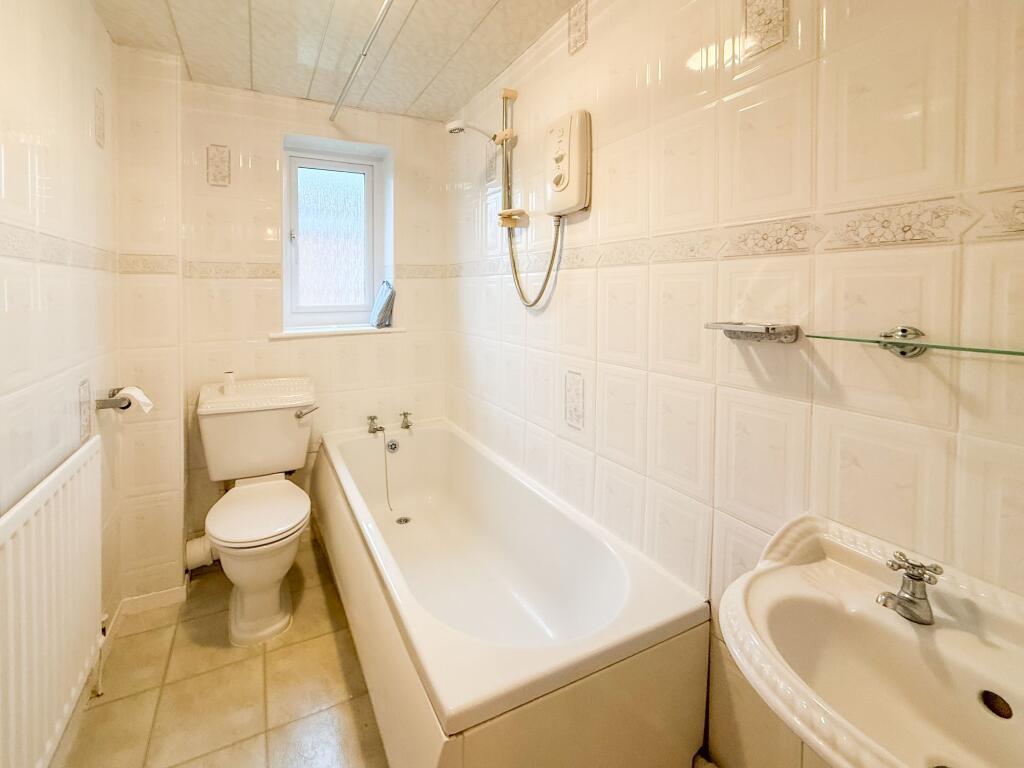 Slaley Close, Gateshead, NE10 photo 3