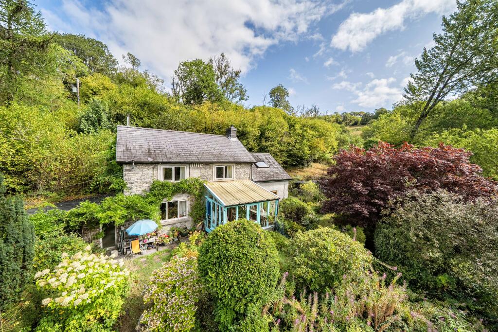 Main image of property: Gwernogle CARMARTHENSHIRE