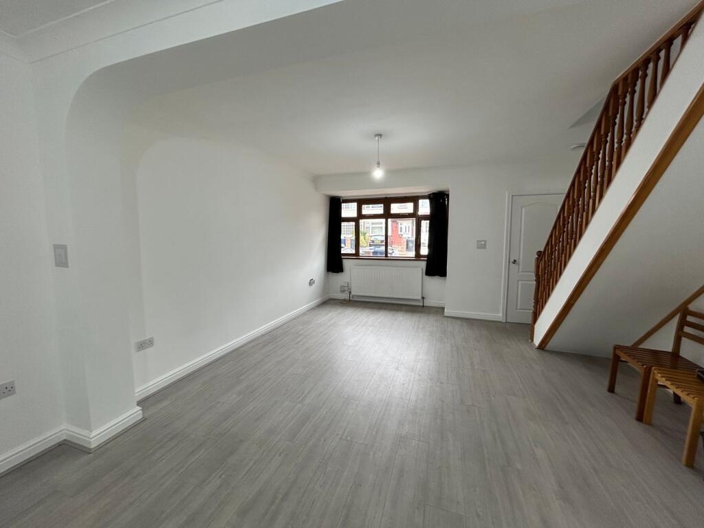 House in London - View 4