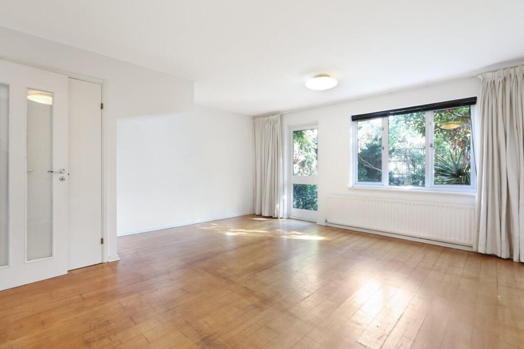 House in London - View 2