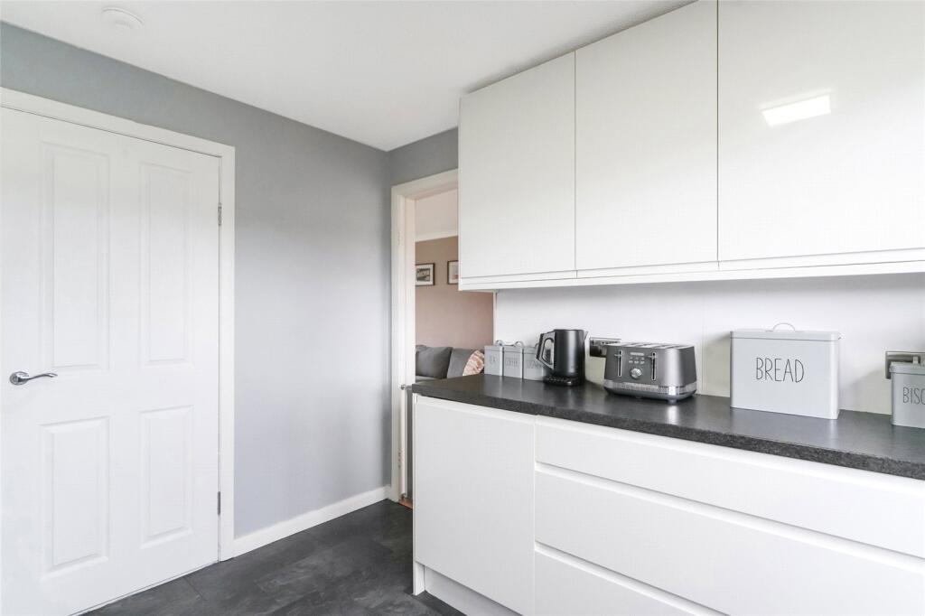 Ballaig Crescent, Stepps, Glasgow, North Lanarkshire, G33 – další