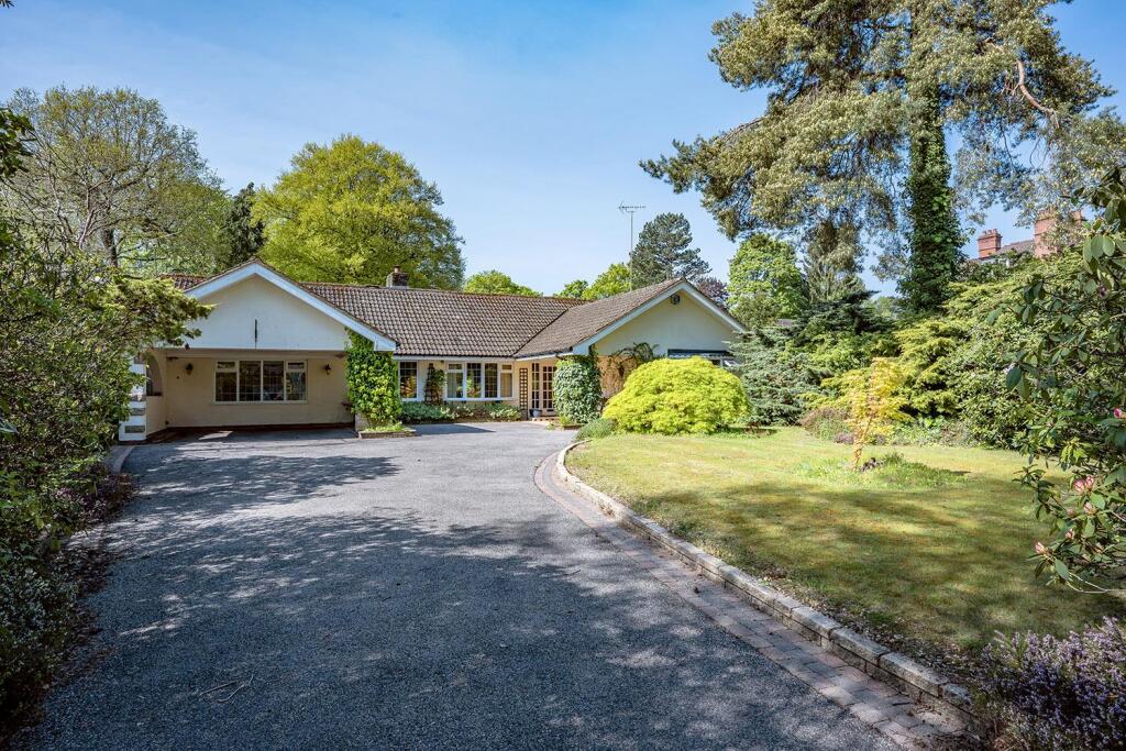 The Crescent, Hampton-In-Arden, Solihull photo 5