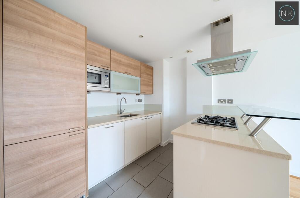 Apartment in London - More