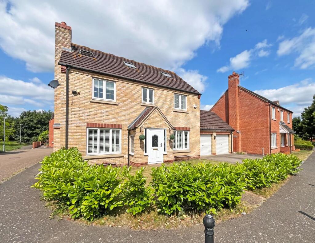 5-bed detached on Foxglove Way, Ramsey, Huntingdon, £425,000